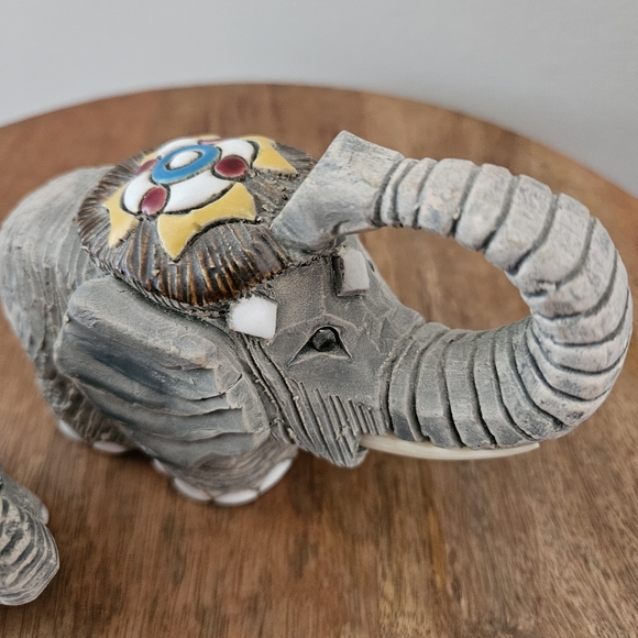 Artesania Rinconada Clay Elephant Figures Vintage Set Of 2 - Picture 7 of 15